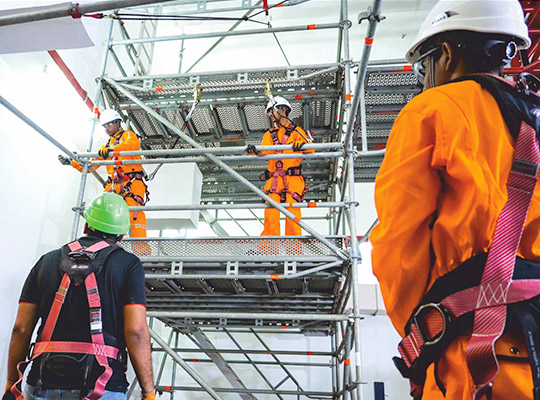 Fall Arrest and Rescue Management - Scaffolding and Construction 